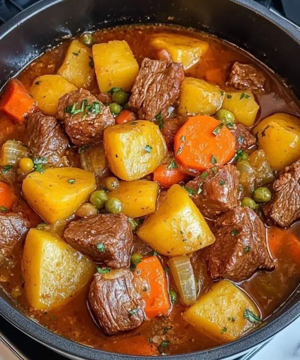 🥩 Guiso de Carne con Papas 🥔